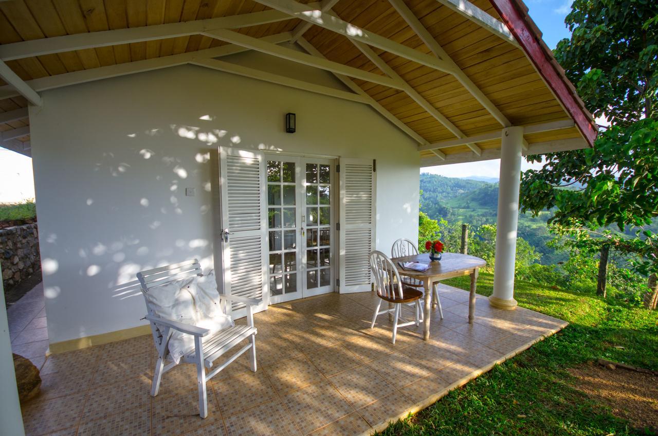 Summit View Bed & Breakfast Канди Екстериор снимка
