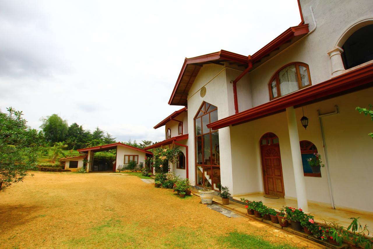 Summit View Bed & Breakfast Канди Екстериор снимка